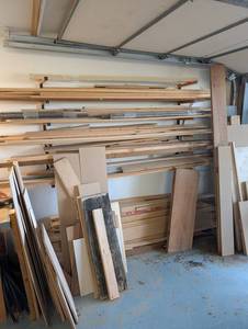 Mixed Wood Lumber, Mixed Lengths 8 to 10 ft With Lumber Racks