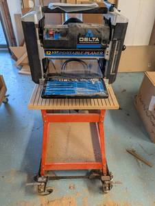 Delta 22-560 12-12in Portable Planer