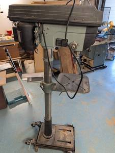 Delta 17-900 Drill Press - 16-12 in Swing Floor Model, 0.75 HP, 115230V