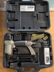 Porter-Cable Narrow Crown Stapler - Case, Manual, Staples (1000 pcs)