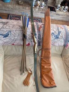 Bear Archery Kodiak Hunter Recurve Bow - Vintage 1950s with Leather Case & Arrows