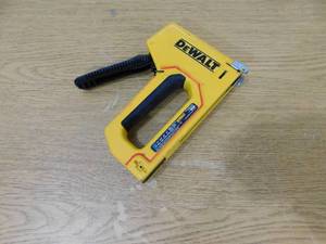 DEWALT Heavy-Duty Compact Staple Gun