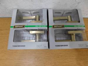 (2) Defiant Tonebridge Brushed Gold HallCloset Door Handle with Square Rose