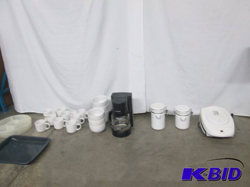 Kitchen Jars, Pans, Mugs, Bowls and Small Appliances