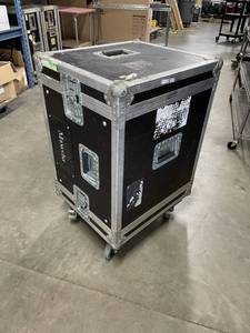 Martin Maxedia Broadcast Professional Live Entertainment & Broadcast High-Definition Media Server in Mobile Rolling ATA Case