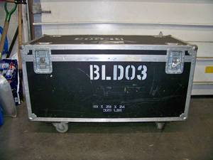Large, Rolling Hard-Sided, Heavy-Duty Stackable Shipping  Road Case with Casters