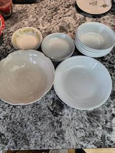 2 small vintage bowls and few other white bowls