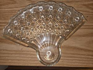 Fan Shaped Daisy and Button Glass plates - 11 pieces