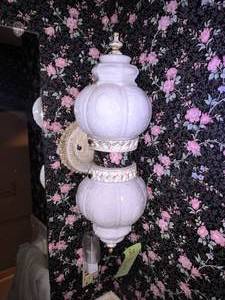 VINTAGE Fenton Milk Glass double globe electric lamp