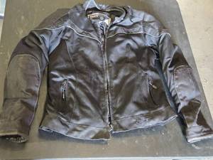 BILT Motorcycle Jacket with Armor - Back Length 24, Sleeve from Mid Back of Neck 30, Pit to Pit 20 makes Chest 40