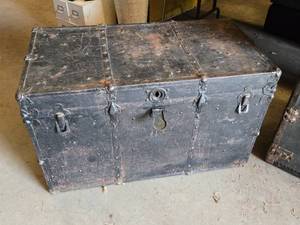Antique Steamer Trunk