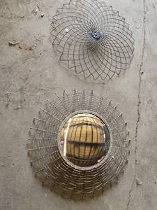 Decorative Wire Wall Art with Mirror 32.5