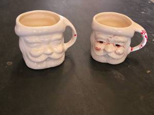 Vintage Santa Claus Mugs Set
