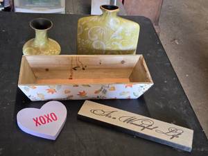 Decorative Home Items Including Vases, Box, and Signs