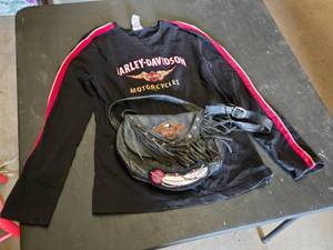 Ladies XL Harley Davidson Shirt and Fringe Purse