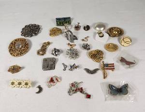 Assorted Vintage and Modern Brooches and Pins