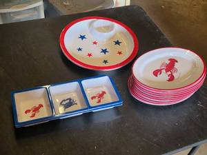 Simply Summer Clam Bake Collection Melamine Dinnerware Set including Oval Platters and Star-Patterned Serving Tray
