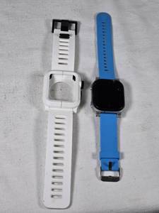 AT&T Model UW538AA Smart Watch with Damaged Screen and White Silicone Case - Untested