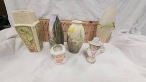 Lot of Decorative Vases Including Pulled Glass