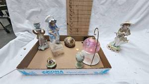 Frienship Ball, Fenton Egg, Porcelain Figures