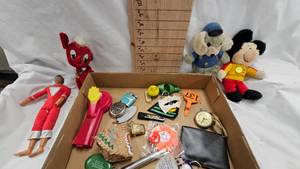 Vintgae Advertising Lot and Figurines