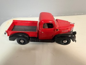 Danbury Mint 1941 Dodge Pickup Truck 124 Die