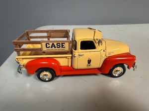 Ertl 1950 Chevy Case Limited Edition Pickup Truck 124