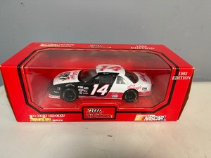 NASCAR STOCK CAR REPLICA Terry Labonte #14 Cornflakes 124 Diecast