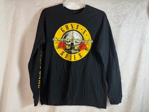 Guns N Roses Long Sleeve T-shirt Size Large.  In great condition.