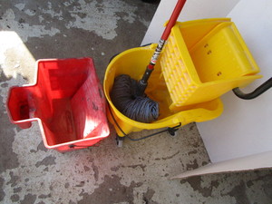 Rubbermaid Mop Bucket