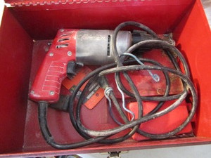 Milwaukee Screw Shooter