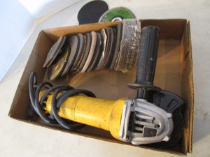 DeWalt Angle Grinder, Multiple Disks