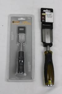 Steel Grip 1 in Wood Chisel & Sheffield 1-12 in Wood Chisel