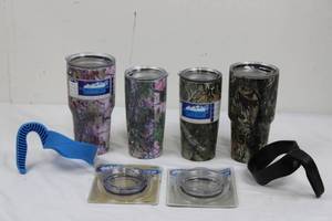 Camouflage 20 oz Acrylic Tumbler (Lot of 4)