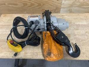 Strongway Electric Chain Hoist, 2-Ton Load Capacity, 9.84ft. Lift MSRP $1,499.99