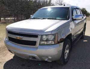 2007 Chevy Avalanche LT 4X4