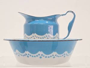Very Nice Large Old Vintage Blue &amp White Enamelware Pitcher &amp Bowl Set