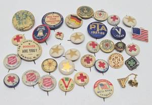 Estate Lot of Orig Vintage 1920s-30s Pinback Buttons
