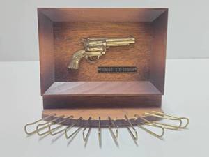 Vintage 1960s era SHOOTER Western Frontier Six-Shooter Tie Rack