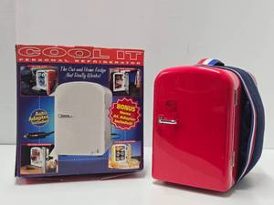 Retro Vintage COOL-IT Personal Refrigerator Like-New or Brand New in Box