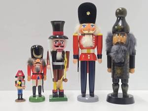 Estate Lot of Quality Wooden German Nutcracker Figures