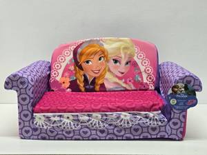 New Unused Golding FROZEN Kids Sofa