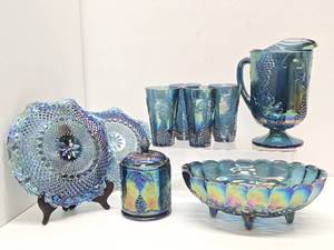 Nice Group of Matching Vintage Carnival Glass