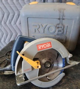 RYOBI CORDED CIRCULAR SAW