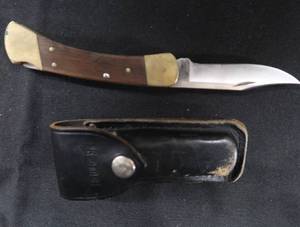 VINTAGE BUCK KNIFE WITH SHEATH