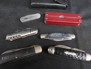 ASSORTED VINTAGE KNIVES
