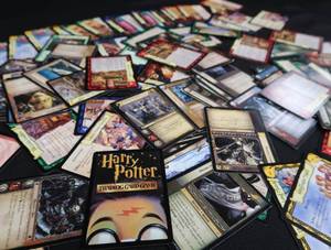 COLLECTIBLE CARDS