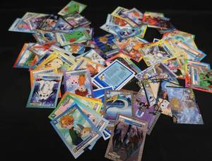 COLLECTIBLE CARDS