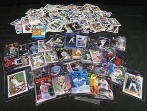 COLLECTIBLE BASEBALL CARDS