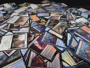 COLLECTIBLE CARDS